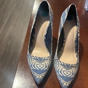 Nine West # size 8 # printed blue shoes